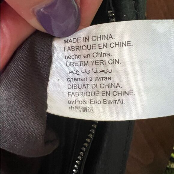 Valentino Orlandi Crossbody 🖤 vegan leather 🖤 adjustable strap 🖤 NWT - Picture 10 of 10